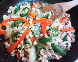 A picture of step 6 of Healthy Phad Ga Prao with Chicken Breast.