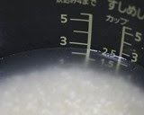 A picture of step 3 of My Family's Chestnut Rice.