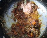 A picture of step 5 of Kathiyawadi sev tamatar ki sabji.