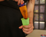 Foto del paso 5 de la receta: Paletas heladas de mango