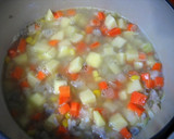 A picture of step 3 of Cream Stew With Bite-sized Vegetables.