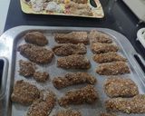 A picture of step 2 of Crispy Zinger Chicken 😋🍗.