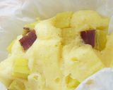 A picture of step 4 of Steamed Bread Made in Parchment Paper.