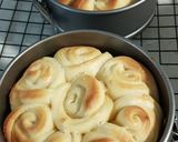 A picture of step 1 of Rose Rolls.