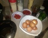 Foto del paso 1 de la receta: Huevos al Tomaticán en olla de hierro (receta Cuyana)
