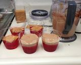 A picture of step 3 of Creamy jello doubles.
