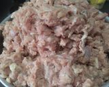 Foto del paso 2 de la receta: Sándwich de pollo y cebollas grilladas🥪🧀🍗
