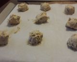 A picture of step 3 of Chocolate chip caramel cookies.