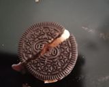 A picture of step 5 of Mylees double chocolate Oreo biscuit.