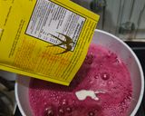Foto langkah ke 6 dari resep Puding Lumut Buah Bit Vla Yogurt.