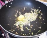 A picture of step 2 of Fried left over rice.