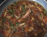Foto langkah ke 7 dari resep Tumis cumi asin + jambal.
