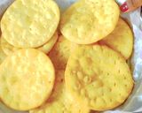 खस्ता मीठी मठरी (khasta mithi mathri recipe in Hindi) रेसिपी चरण 4 फोटो