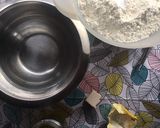 Foto del paso 1 de la receta: Focaccia de tomate cherry, olivas negras y romero