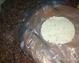 A picture of step 4 of Rice flour poori.