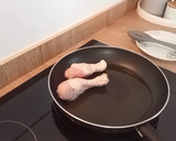 Foto del paso 1 de la receta: Jamoncitos de pollo en salsa de mandarina