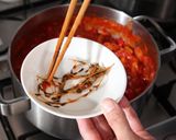 A picture of step 10 of Eggs a la Flamenca.