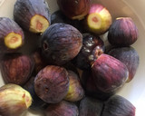 Foto del paso 1 de la receta: Compota de higos y pasas sultanas