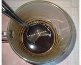 Foto langkah ke 1 dari resep Coffee Milk Tea.