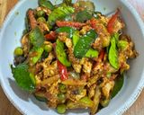 รูปขั้นตอนการทำที่ 4 ของ ไก่ผัดเผ็ด
