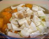 A picture of step 4 of My Family's Kabocha Squash Hoto Udon Noodles.