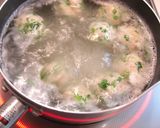 A picture of step 3 of Ginger Flavored Chicken Meatballs with Grated Daikon Radish and Ponzu Sauce.