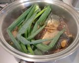 A picture of step 4 of Mackerel Simmered with Ginger.