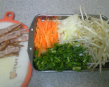 A picture of step 1 of Simple Soy Sauce Flavored Stir Fried Udon.