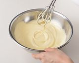 A picture of step 6 of Buttery Love Xmas Shortcake.