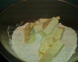 A picture of step 1 of Valentines meringue tarts.