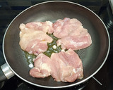 Foto del paso 2 de la receta: Contramuslos de pollo al roquefort