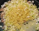 A picture of step 9 of Curry-Flavored Monjayaki (Pan-Fried Batter with Various Ingredients).