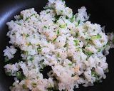 A picture of step 4 of Colourful Garlic Rice.