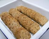 A picture of step 4 of Graham Biscuits Vegan-friendly.