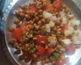 चना मोठ सलाद (chana meethe salad recipe in Hindi) रेसिपी चरण 3 फोटो