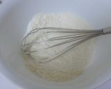 A picture of step 1 of Crispy Pizza with Basil Sauce.