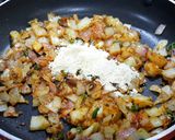 A picture of step 4 of Crispy Bread Onion Kachoris.