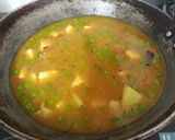 A picture of step 4 of Matar paneer.