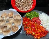 Foto del paso 2 de la receta: Champiñones 🍄 rellenos de verduras 🍅
