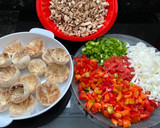Foto del paso 2 de la receta: Champiñones 🍄 rellenos de verduras 🍅