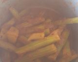 A picture of step 4 of Drumstick gravy.