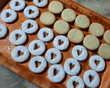 Une image de l'étape 8 de Biscuits à la Confiture de Fraises 🍓.