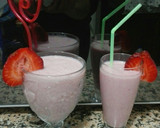 Foto del paso 2 de la receta: Un riquísimo batido 🍹 de fresas 🍓