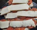 Foto del paso 7 de la receta: Papas noisette con filet de merluza al horno