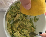 Foto del paso 2 de la receta: Rollitos de pavo con guacamole casero de frutos secos