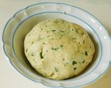 A picture of step 3 of Thaali peeth.