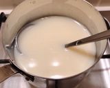 Hình bước làm 2 của món Mango Pudding