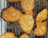 Foto del paso 2 de la receta: Tejas de almendras