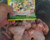 Foto langkah ke 1 dari resep Ayam goreng bumbu racik lodeh.
