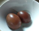 Foto langkah ke 2 dari resep Telur pindang gurih.